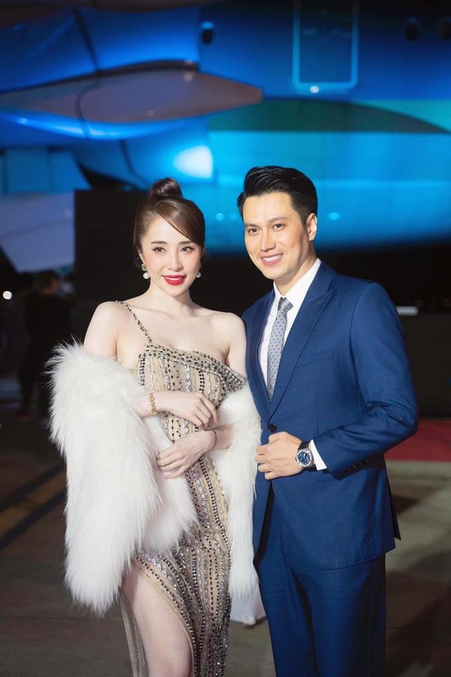 Việt Anh nói đúng 2 chữ khi được hỏi về chuyện cưới Quỳnh Nga- Ảnh 10. Việt Anh nói đúng 2 chữ khi được hỏi về chuyện cưới Quỳnh Nga- Ảnh 10.