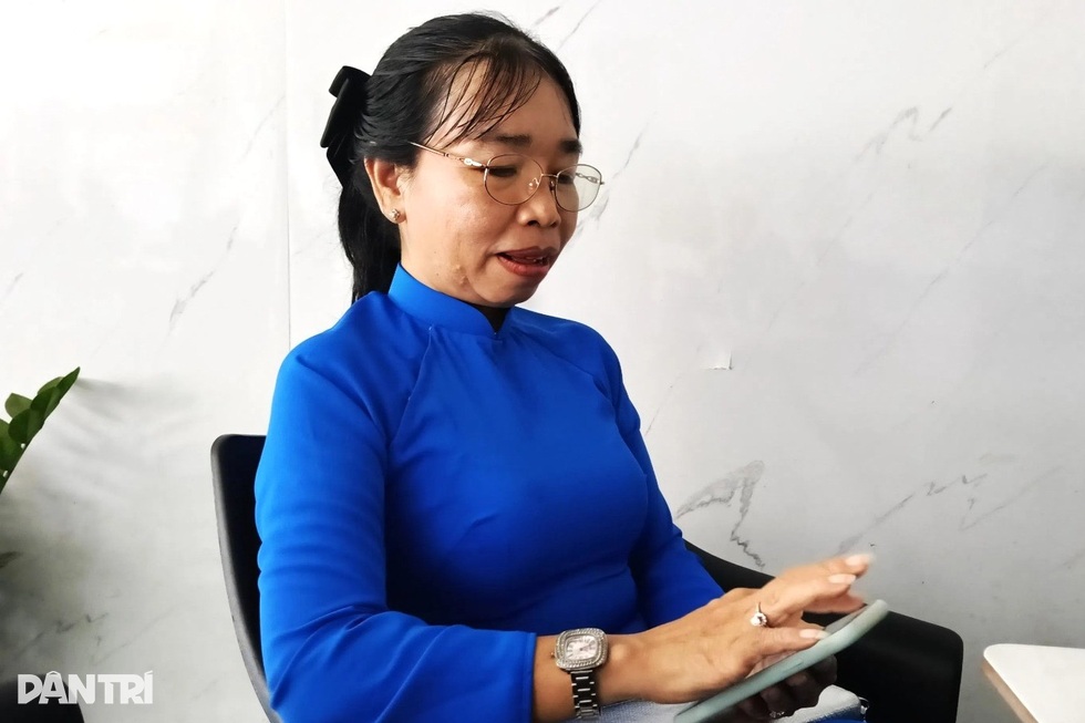 Cô giáo U60 với cách dạy tiếng Anh thu hút học trò - 4