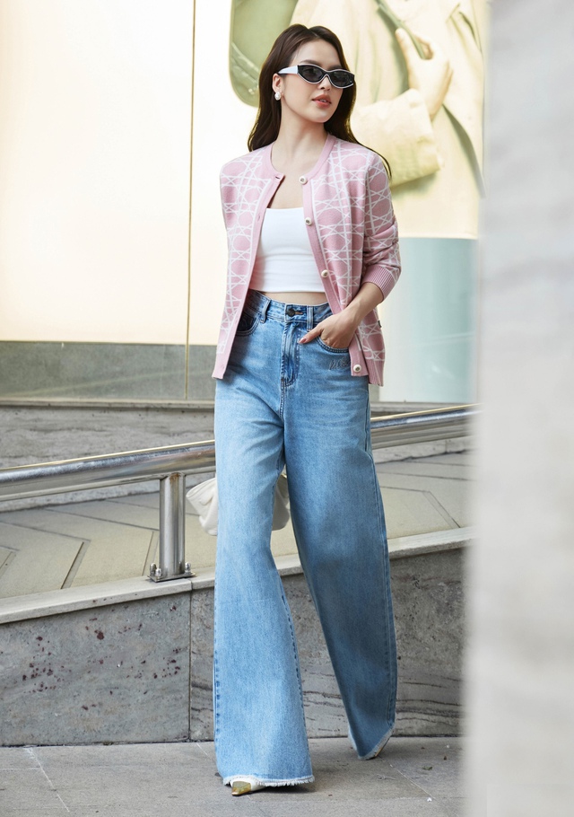 Quần jeans và áo tweed, áo khoác da... những cặp đôi ăn ý nhất mùa lạnh- Ảnh 2.