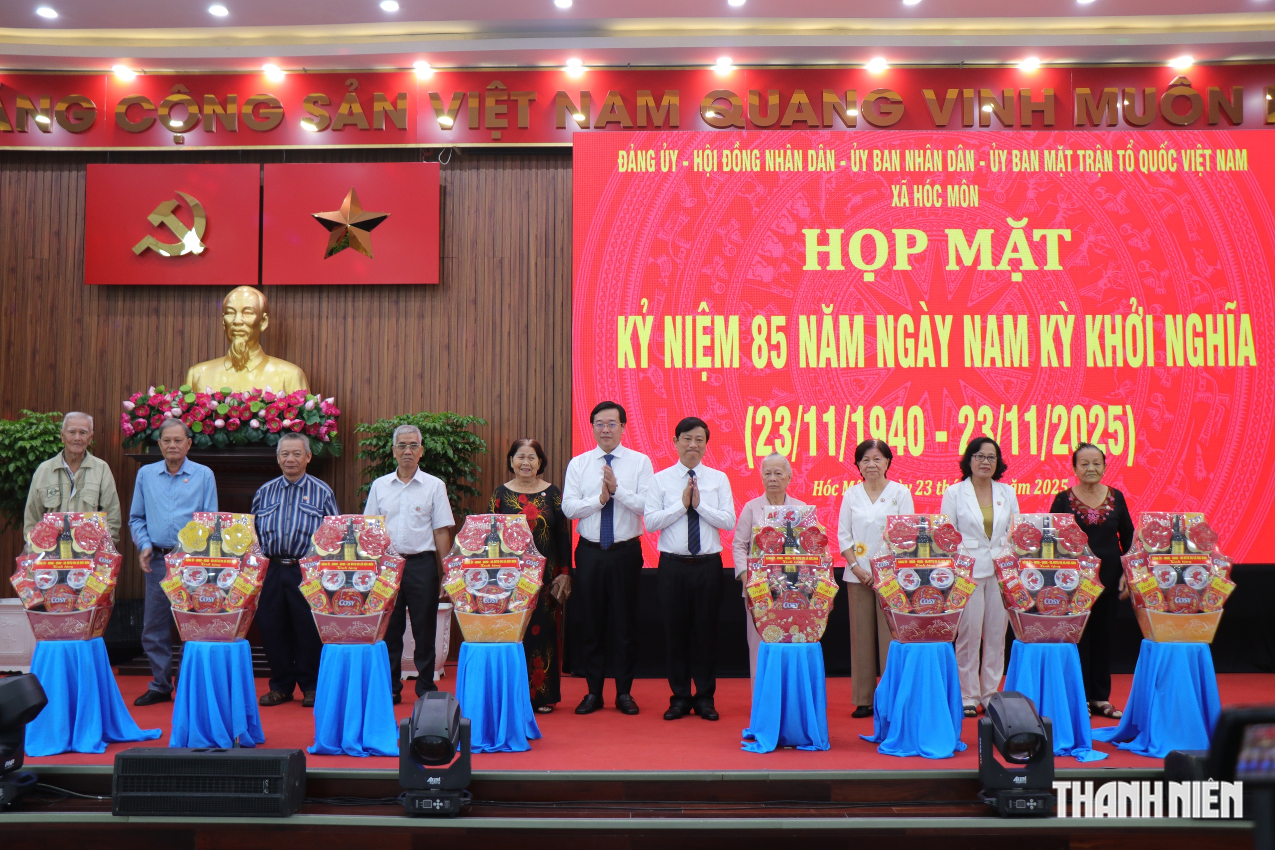 Lãnh đạo TP.HCM dâng hương, họp mặt kỷ niệm 85 năm ngày Nam kỳ khởi nghĩa- Ảnh 4.