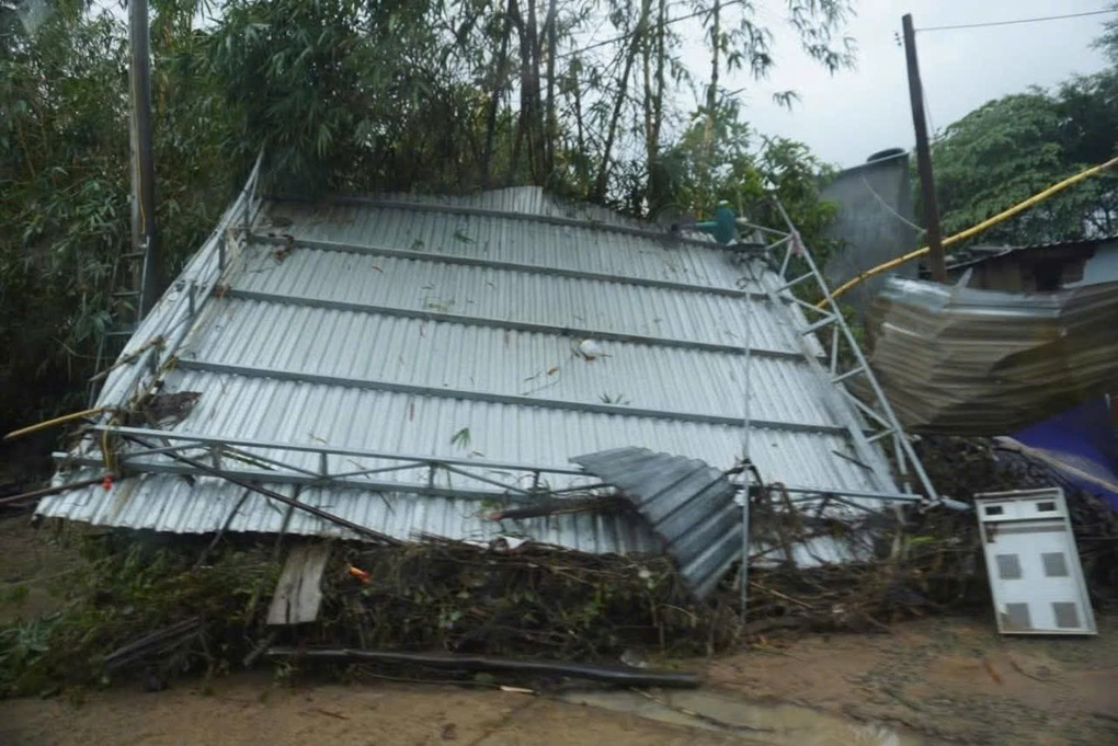 Cô giáo tiểu học ở Đắk Lắk kêu cứu, tha thiết xin cứu trợ vào các thôn sâu - 2 Cô giáo tiểu học ở Đắk Lắk kêu cứu, tha thiết xin cứu trợ vào các thôn sâu - 2