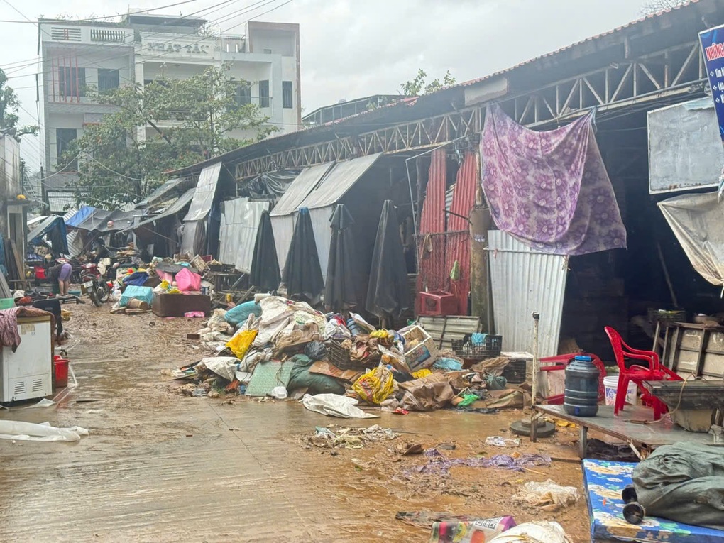 Cô giáo tiểu học ở Đắk Lắk kêu cứu, tha thiết xin cứu trợ vào các thôn sâu - 5