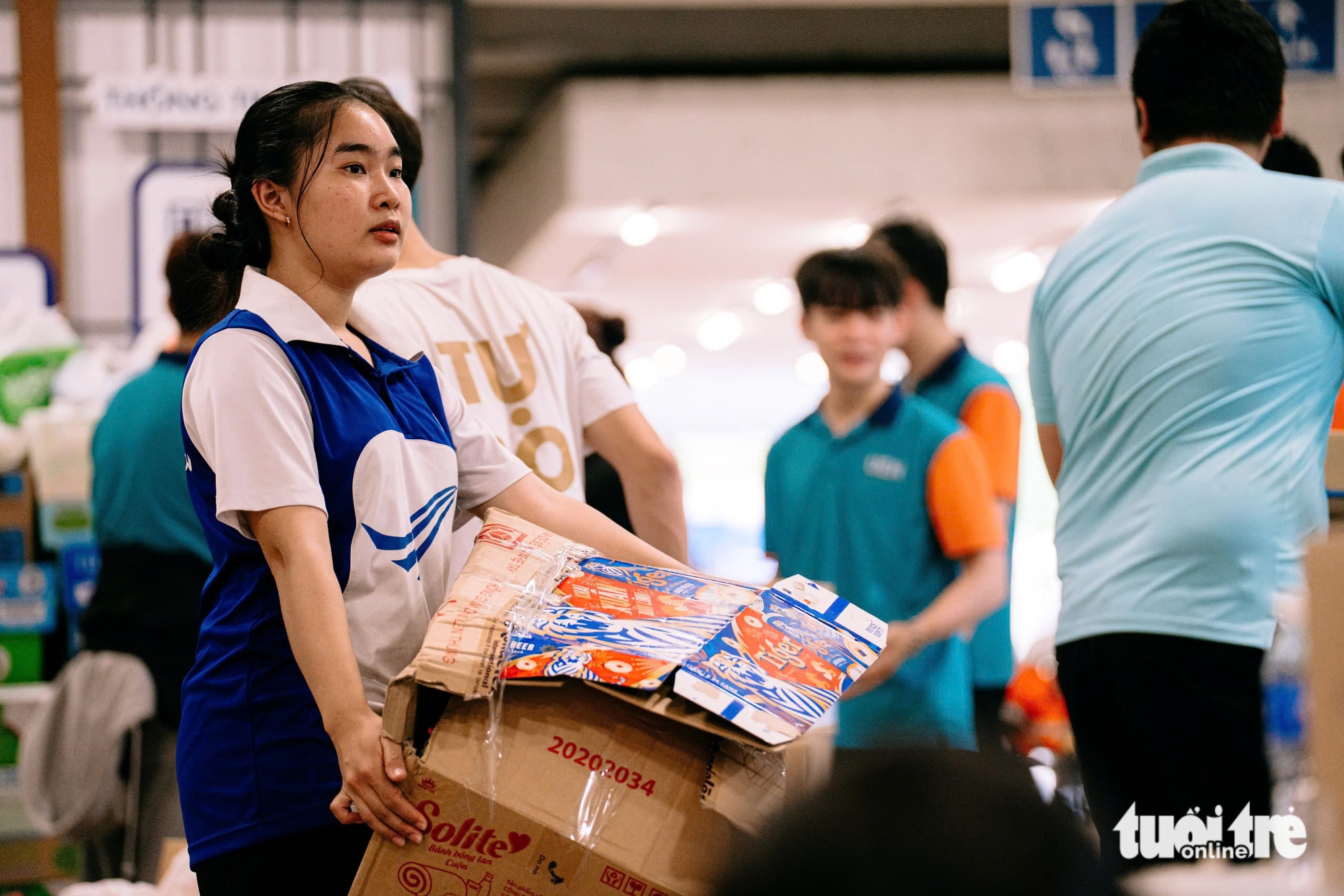 cứu trợ - Ảnh 5.