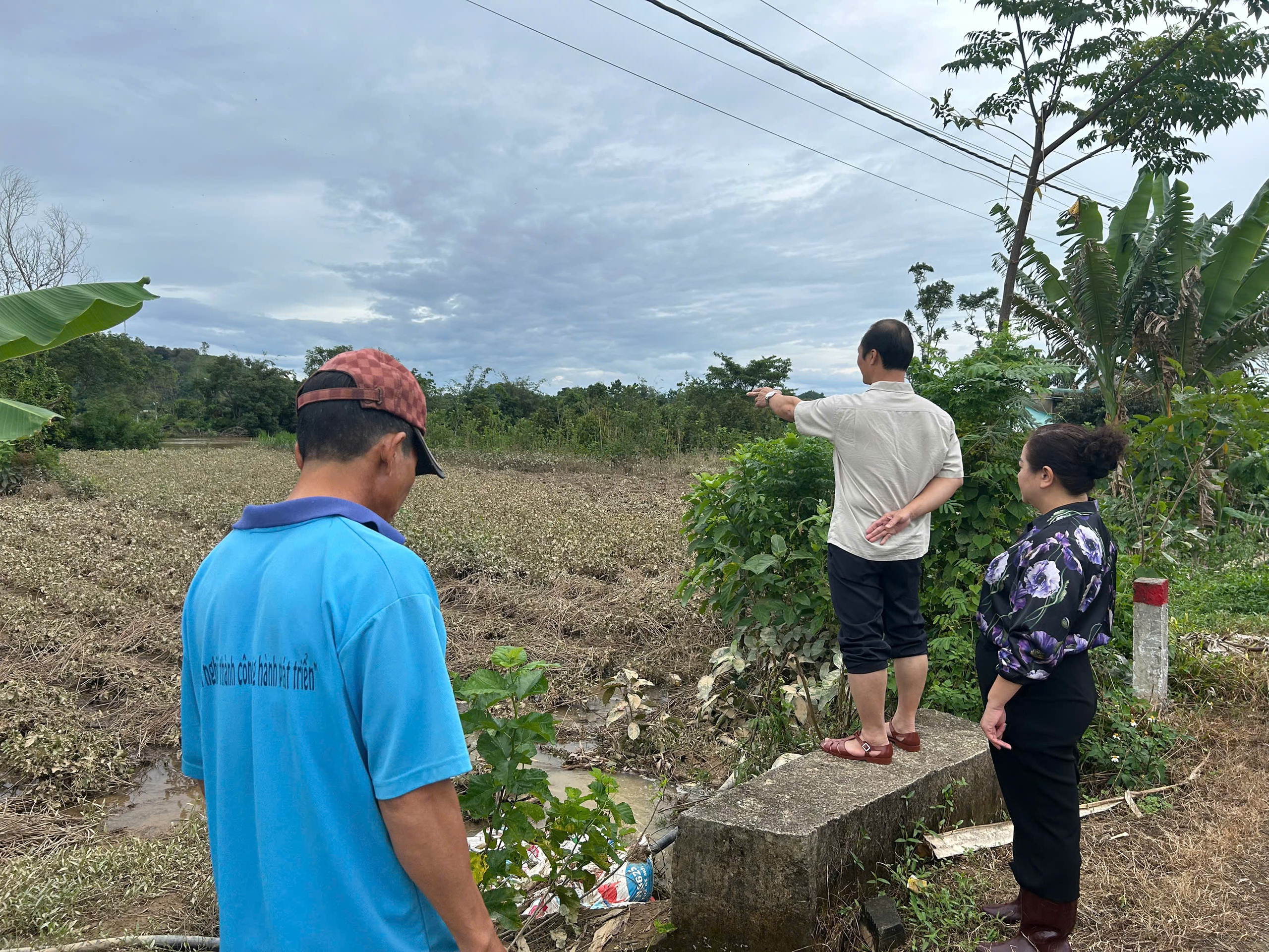 Đồng Nai: Thủy điện xả tràn không báo trước gây ngập lụt, thiệt hại 40 tỉ đồng- Ảnh 4. Đồng Nai: Thủy điện xả tràn không báo trước gây ngập lụt, thiệt hại 40 tỉ đồng- Ảnh 4.