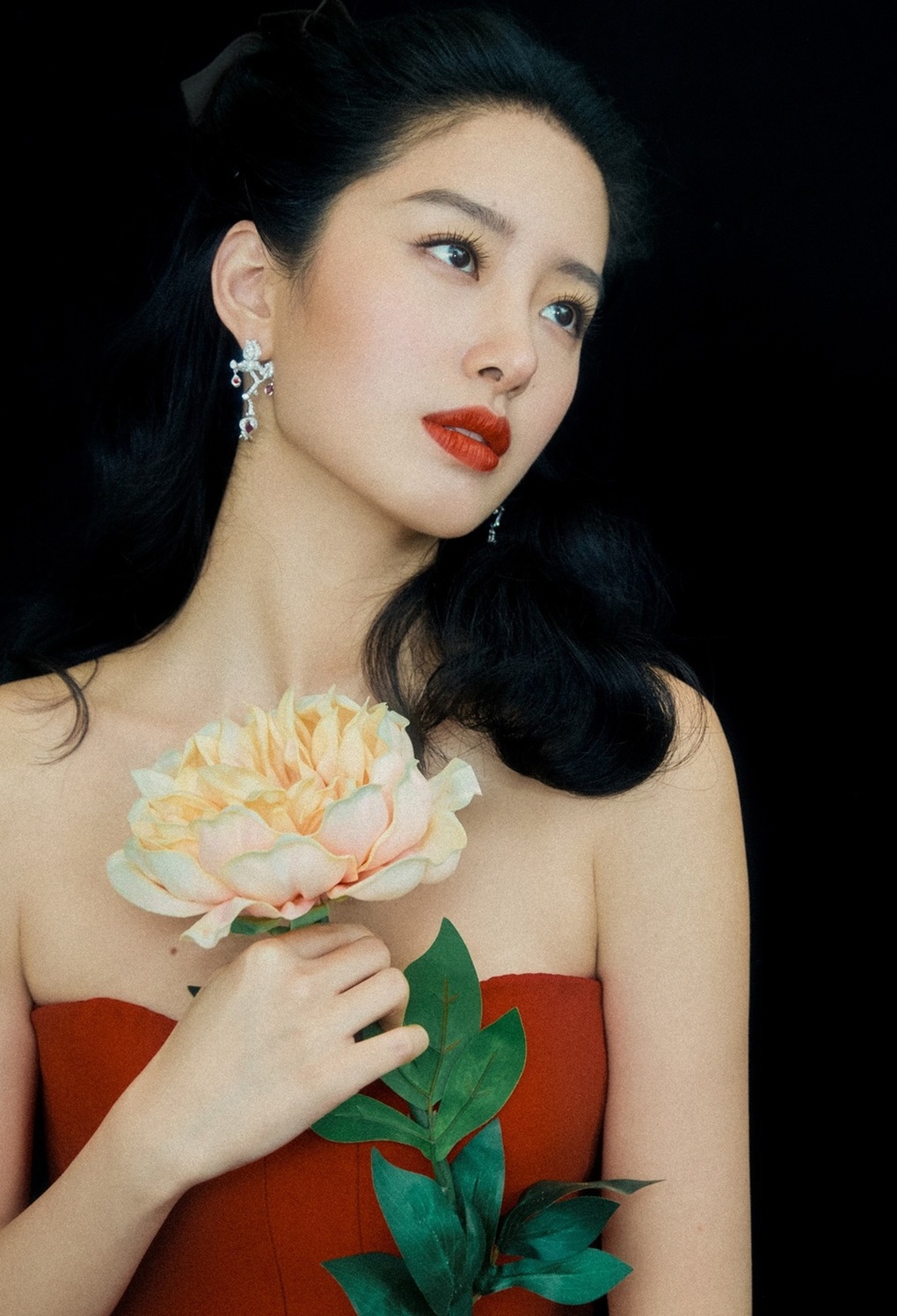 Mỹ nhân Trung Quốc bị gia đình hào môn “cấm cửa” sau khi sinh con - 3