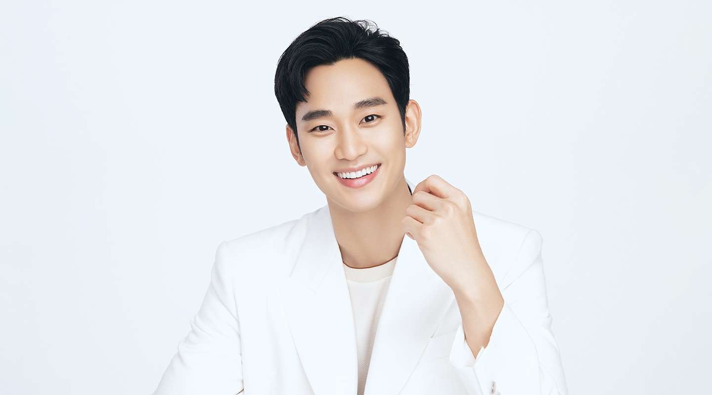 Kim Soo Hyun chuyến này có nước ra đường ở!- Ảnh 3.