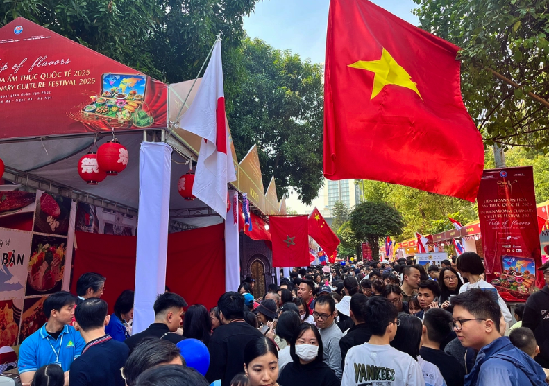 Liên hoan Văn hóa Ẩm thực Quốc tế 2025 lan tỏa tinh thần sẻ chia, nhân ái - Ảnh 6.