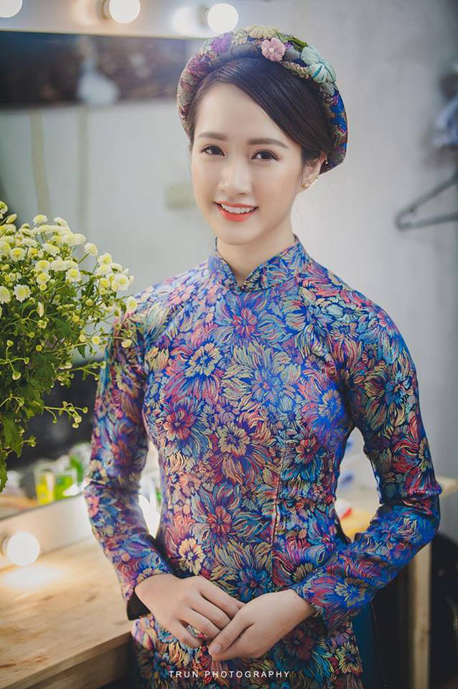 1763911200 375 Vo cua tong tai hot nhat Cach Em 1 Milimet