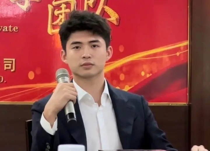 Mỹ nhân 92 sinh con cho thiếu gia tập đoàn bị nhà nội Mỹ nhân 92 sinh con cho thiếu gia tập đoàn bị nhà nội