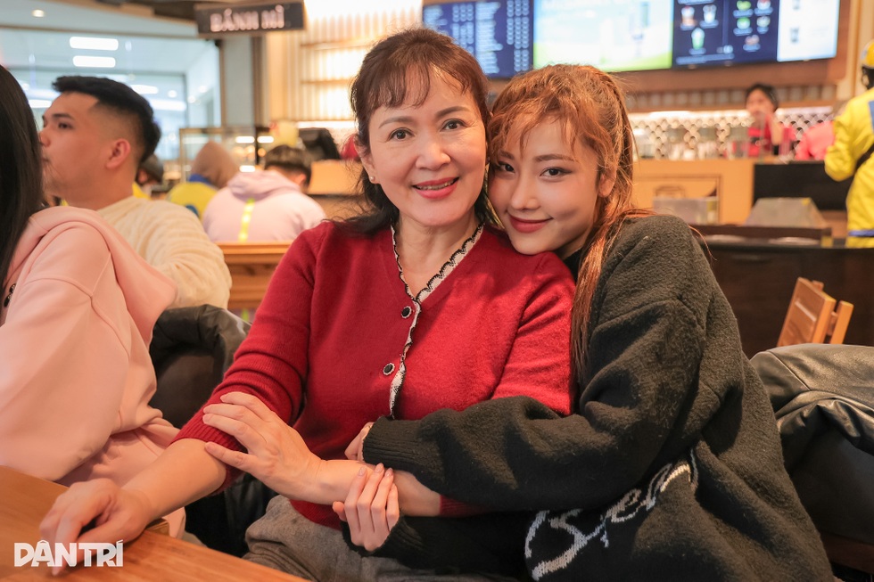 Bà cố vấn Minh Hòa sắp có cháu nội, nói về quan hệ mẹ chồng - nàng dâu - 8 Bà cố vấn Minh Hòa sắp có cháu nội, nói về quan hệ mẹ chồng - nàng dâu - 8