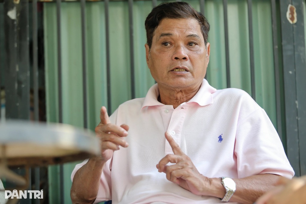 Nghệ sĩ Mai Trần 71 tuổi làm shipper, chạy 30km đến nơi thì bị bom hàng - 3