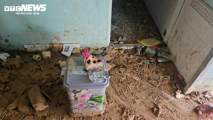 Thức dậy nấu đồ từ thiện, mẹ đau đớn chứng kiến cảnh sạt lở núi đè hai con tử nạn- Ảnh 2.