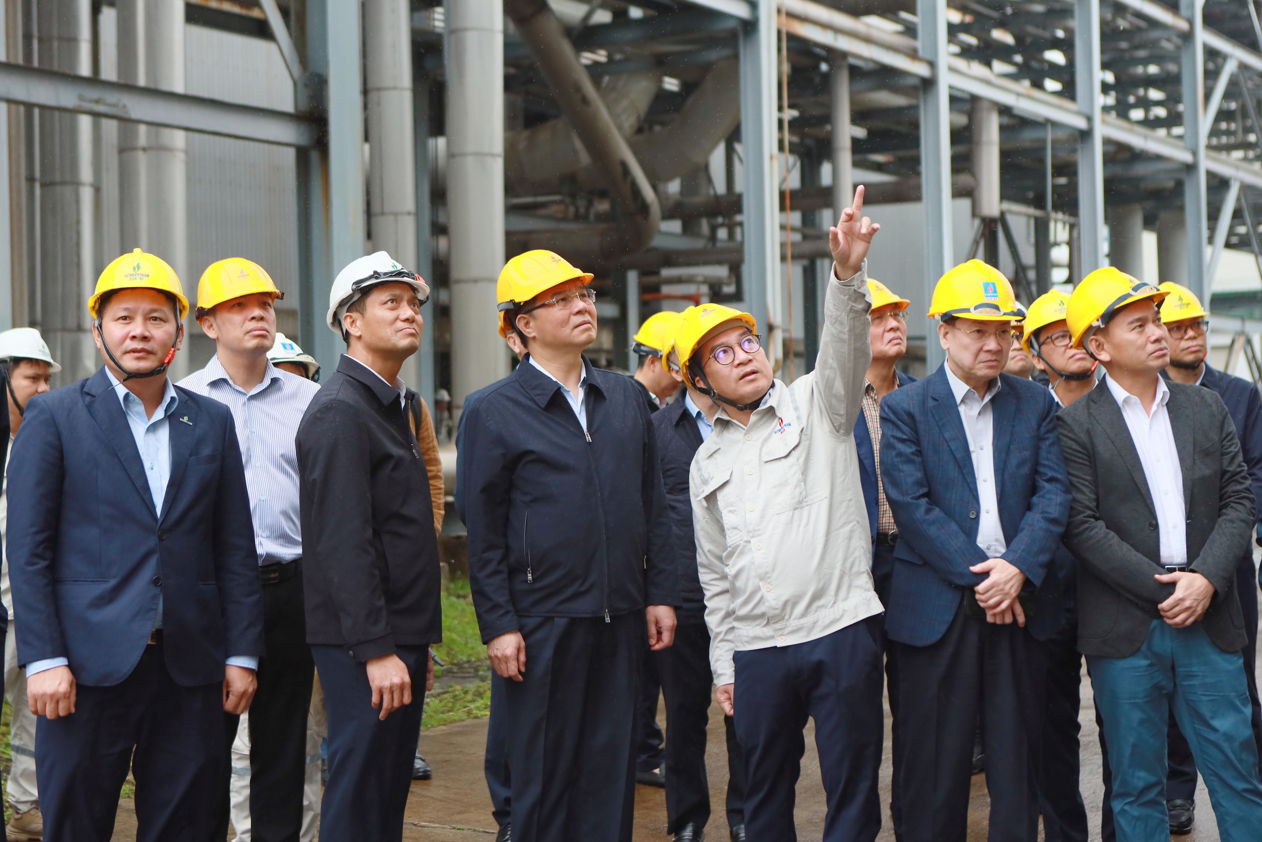 Công ty CP Lọc hóa dầu Bình Sơn đạt doanh thu 130.520 tỉ đồng- Ảnh 2.