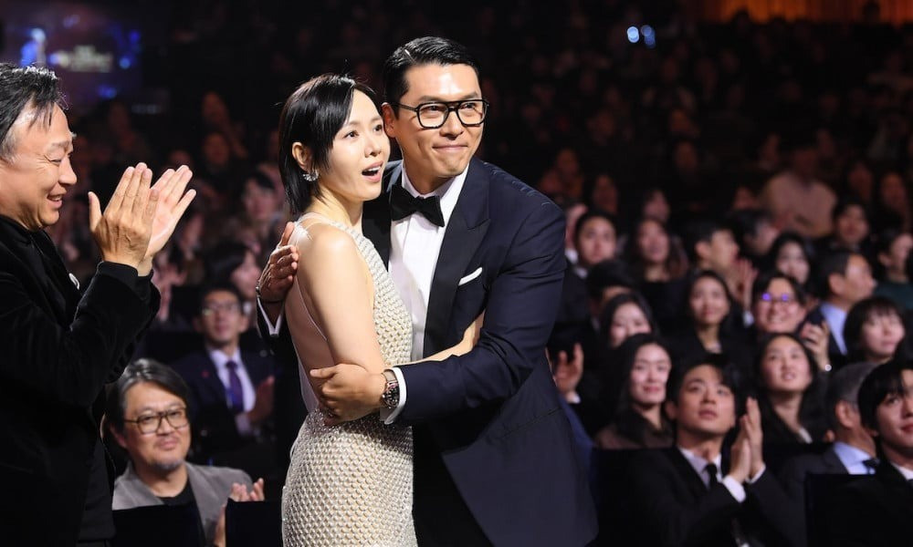 1763986326 208 Chien thang lich su cua Hyun Bin va Son Ye