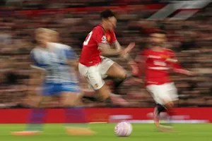 Hé lộ lý do MU chiêu mộ Sesko, bỏ qua Gyokeres