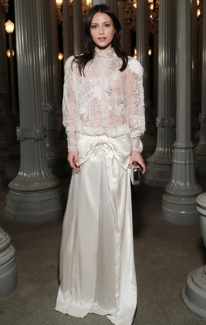 Thiết kế tối giản được nâng tầm nhờ các gam màu ánh kim- Ảnh 3.