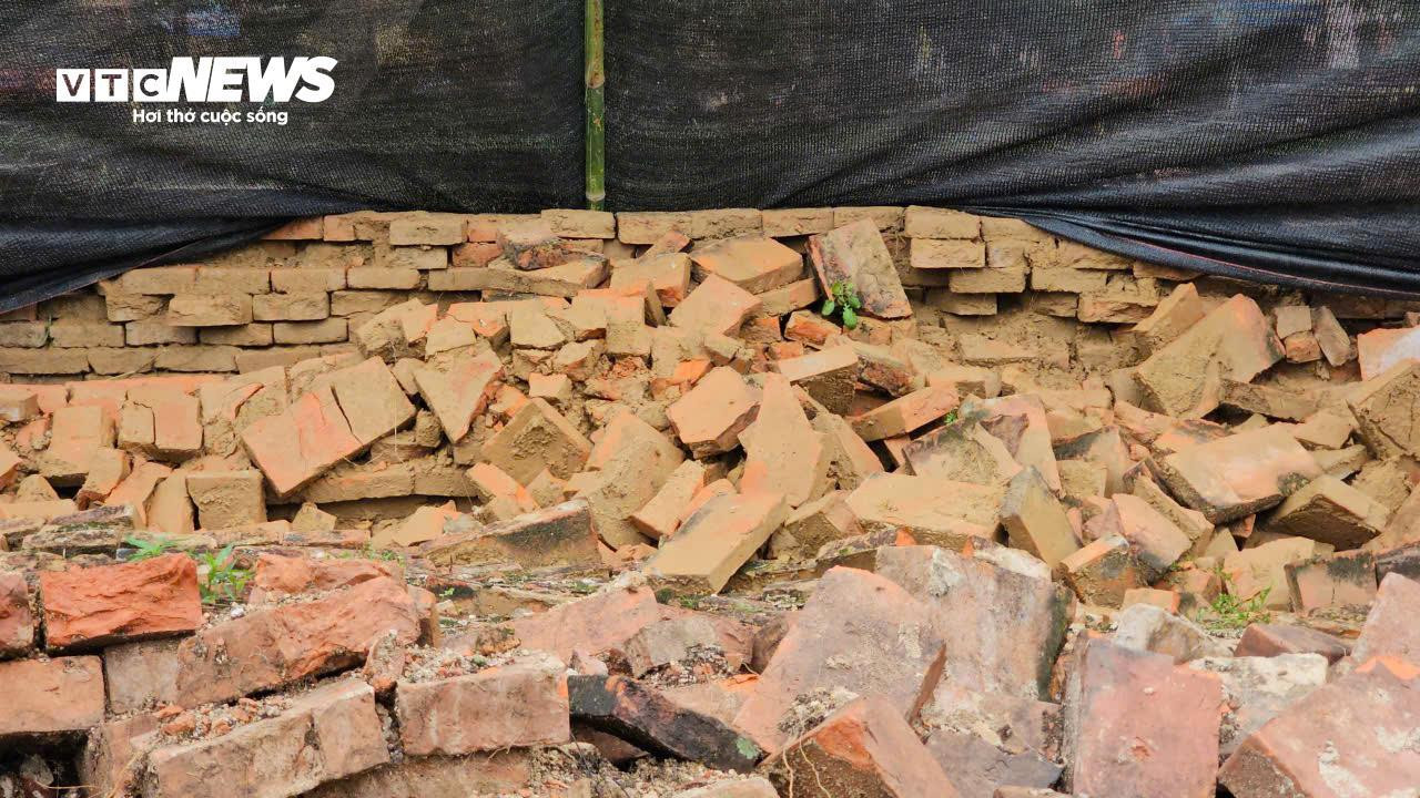 Cảnh hư hại trên Hoàng thành triều Nguyễn sau đợt mưa lũ lịch sử- Ảnh 4.