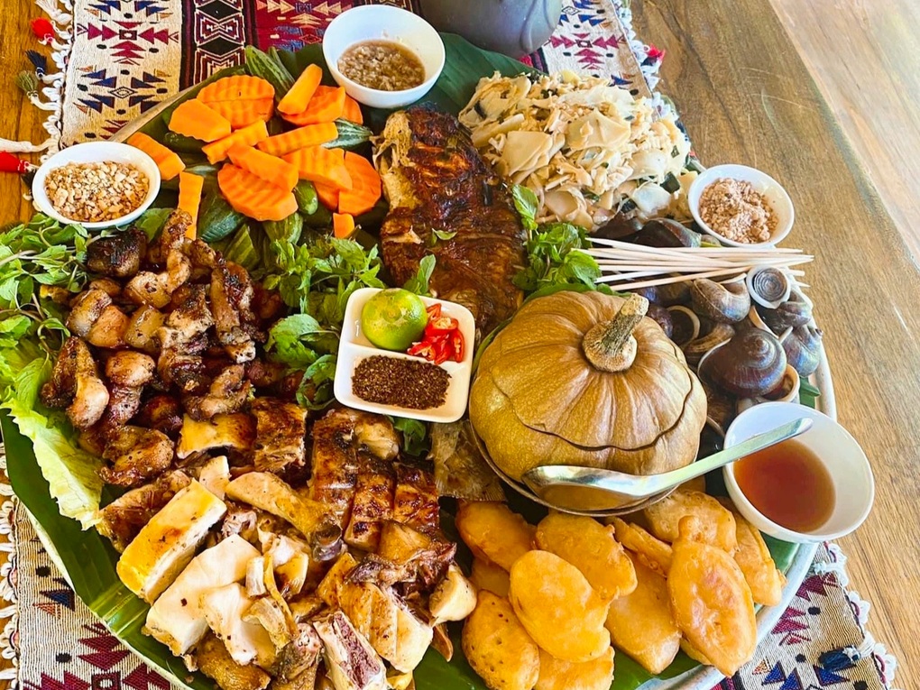 Người dân đổi đời nhờ du lịch nông thôn gắn với bảo tồn văn hoá - 3