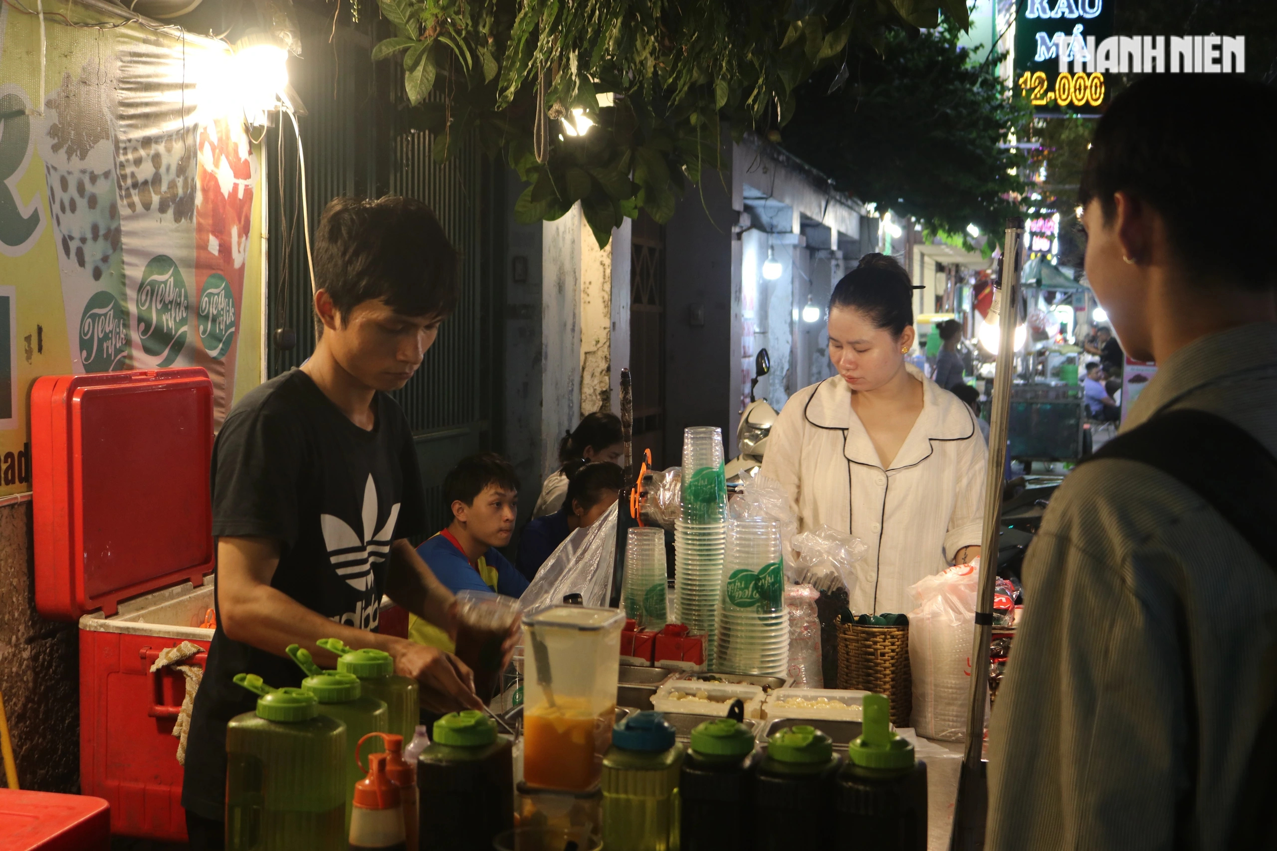 Quán trà sữa 'từ chối' doanh thu, đề nghị khách chuyển khoản cho vùng lũ miền Trung - Ảnh 6.