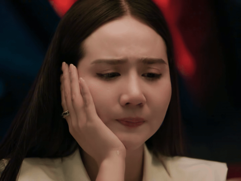 Người khóc đẹp nhất Việt Nam thuộc về Huyền Lizzie- Ảnh 1.