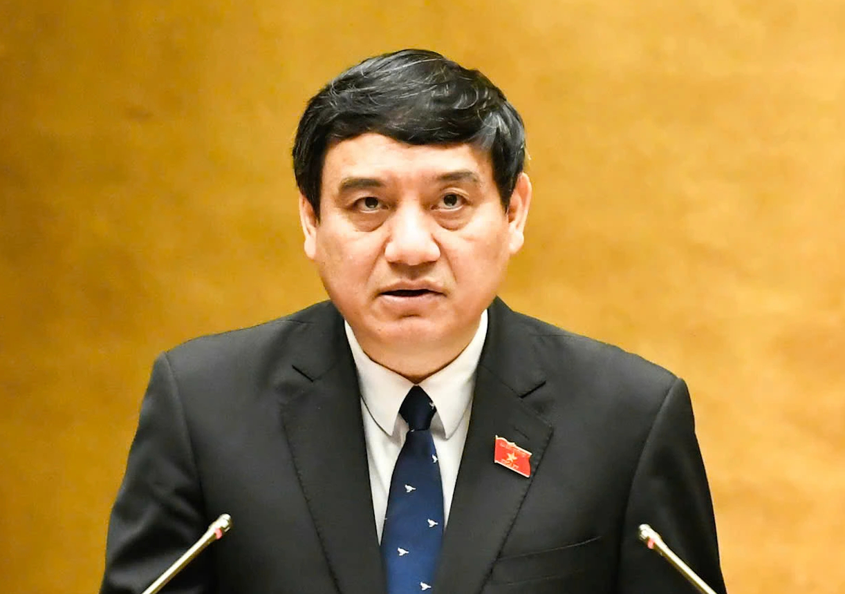 Bộ trưởng Nguyễn Kim Sơn trình đề xuất 580.000 tỉ hiện đại hóa nền giáo dục - Ảnh 2.