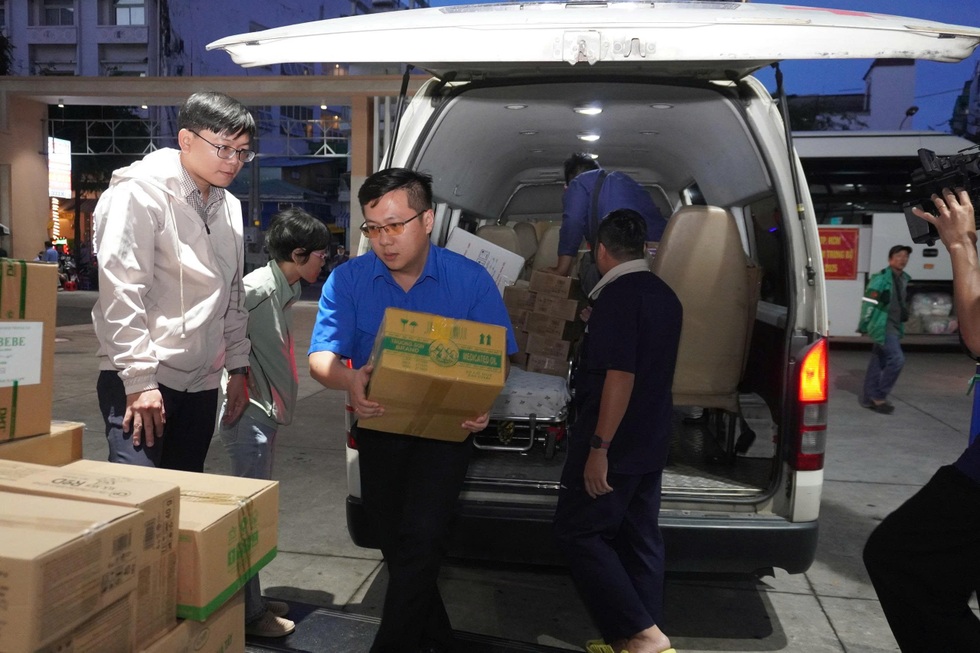 Hành trình chưa kể của nam bác sĩ 2 lần chi viện vùng lũ Khánh Hòa, Đắk Lắk - 3