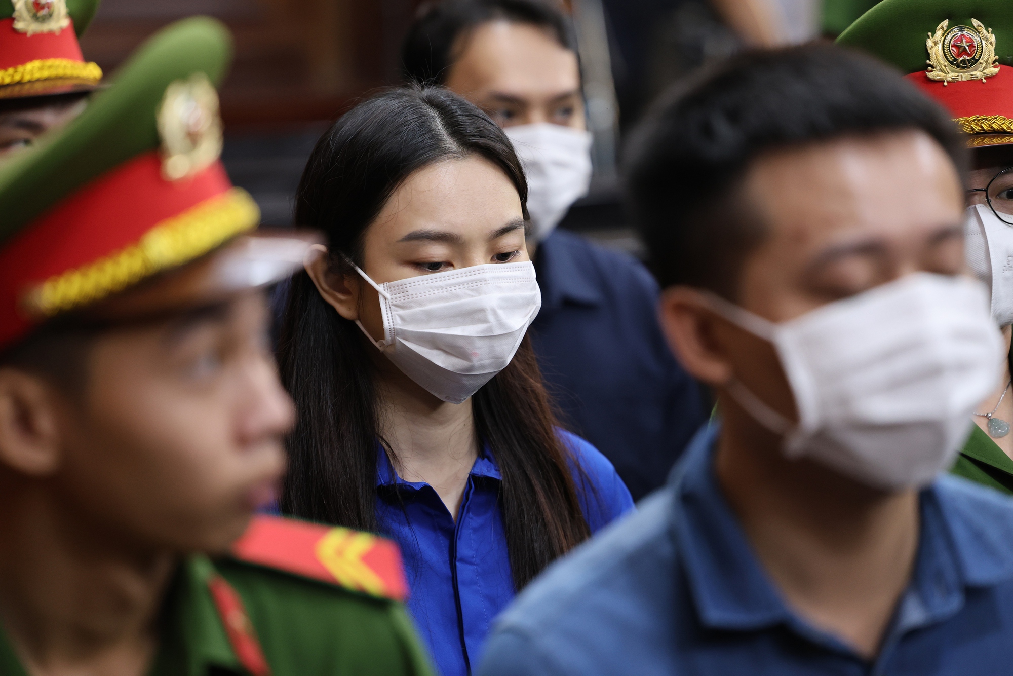 Tòa án lý giải vì sao không xem xét hành vi sản xuất kẹo Kera trong vụ án Thùy Tiên- Ảnh 1.