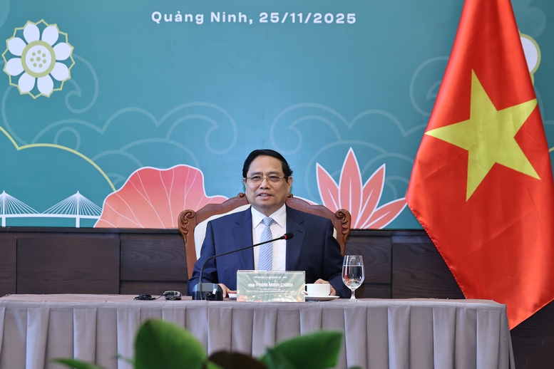 Thủ tướng Phạm Minh Chính tiếp lãnh đạo Nhật Bản tại diễn đàn hợp tác địa phương - Ảnh 2. Thủ tướng Phạm Minh Chính tiếp lãnh đạo Nhật Bản tại diễn đàn hợp tác địa phương - Ảnh 2.