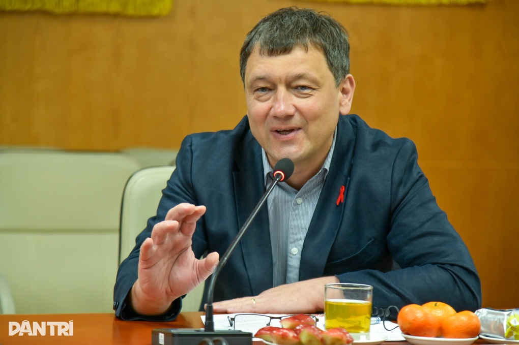 Quan hệ tình dục đồng giới nam có tỷ lệ nhiễm HIV đáng báo động - 2