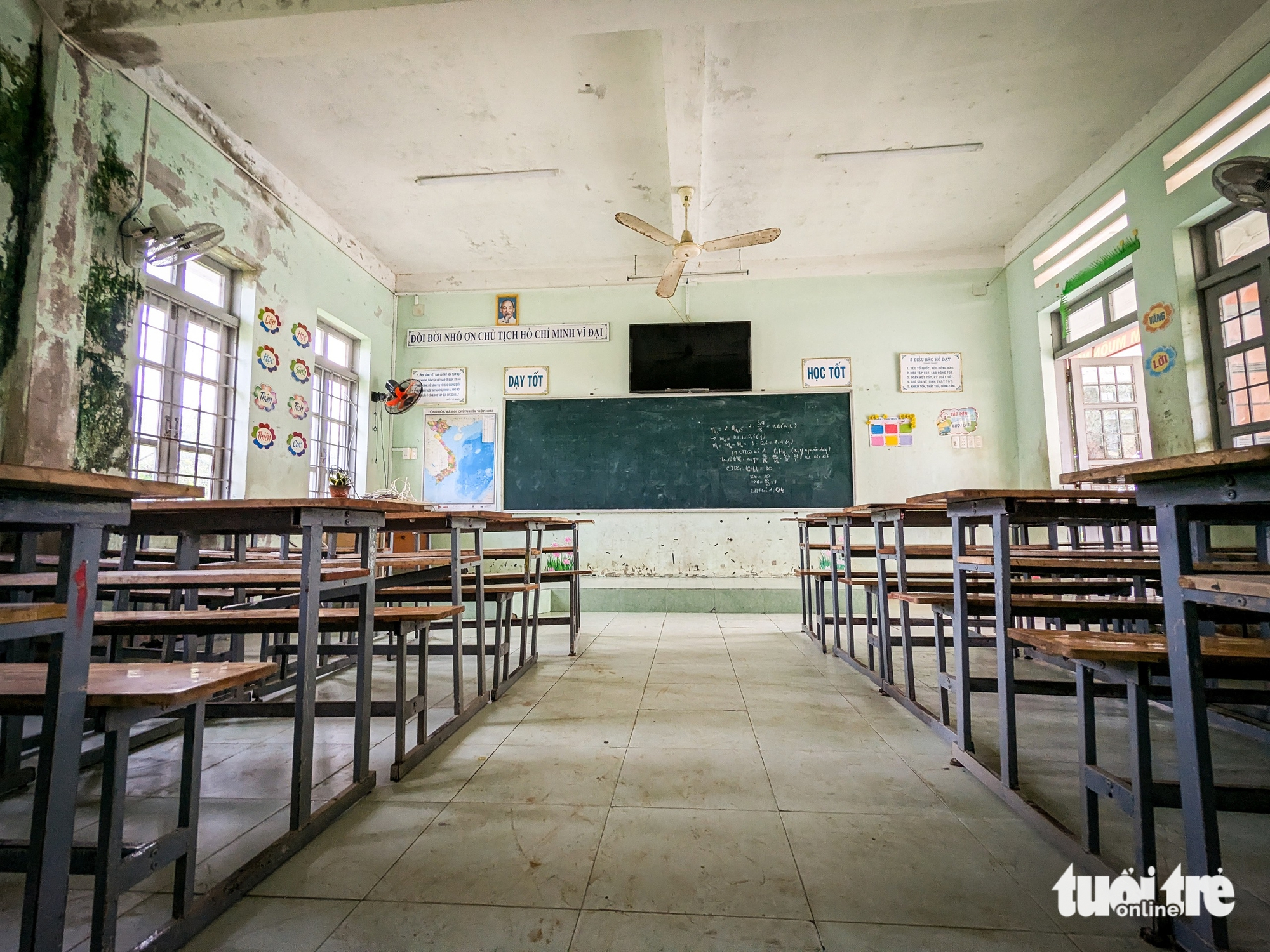 Trường lớp đã sẵn sàng, nhưng học trò tâm lũ nhiều nơi chưa thể tới lớp - Ảnh 8.