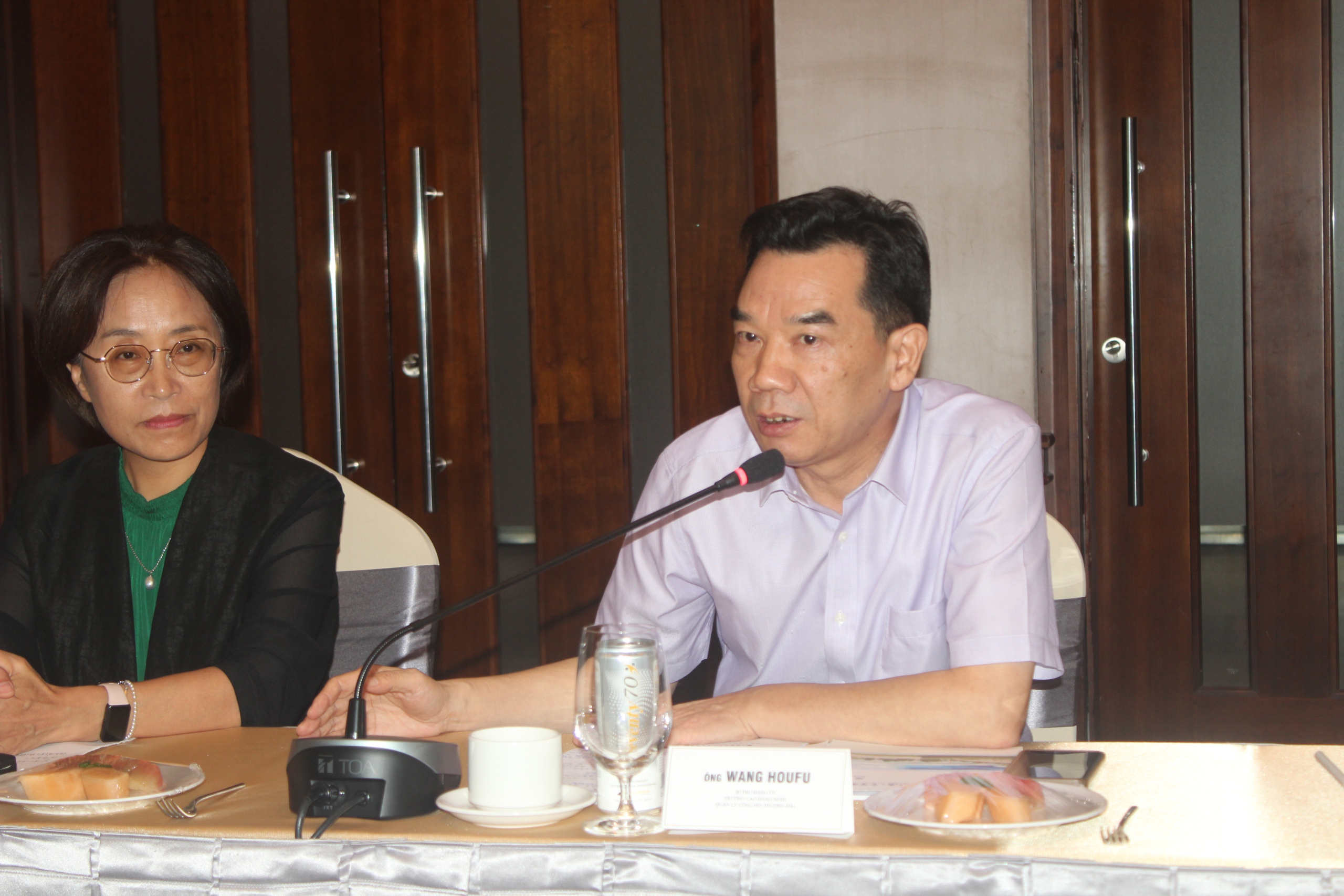 LĐLĐ TPHCM tiếp, làm việc với đoàn Tổng Công hội Thượng Hải - Ảnh 3.