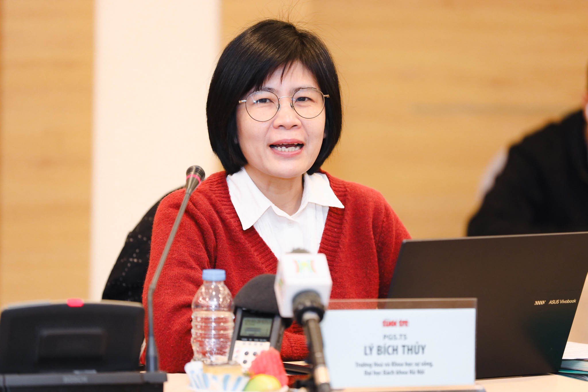 Bắt đúng 'bệnh' và cần nhiều giải pháp dài hơi để 'trị' ô nhiễm không khí ở đô thị - Ảnh 6.