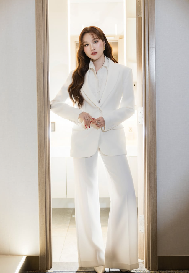 Mùa mới gọi tên gam màu trung tính, đơn giản mà vẫn sang hết nấc- Ảnh 4.