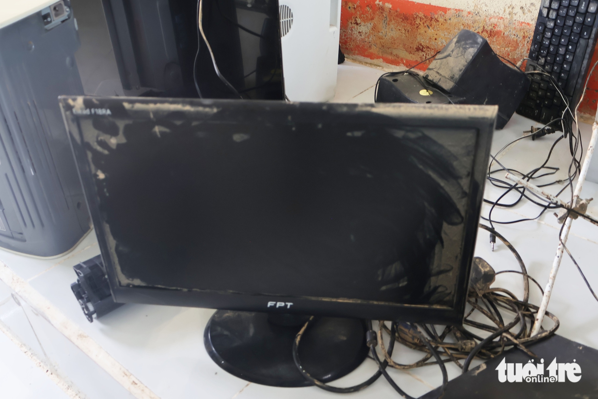 Xác xơ những ngôi trường ở rốn lũ Hòa Thịnh, vắng bóng thầy trò 8 Hòa Thịnh - Ảnh 7.