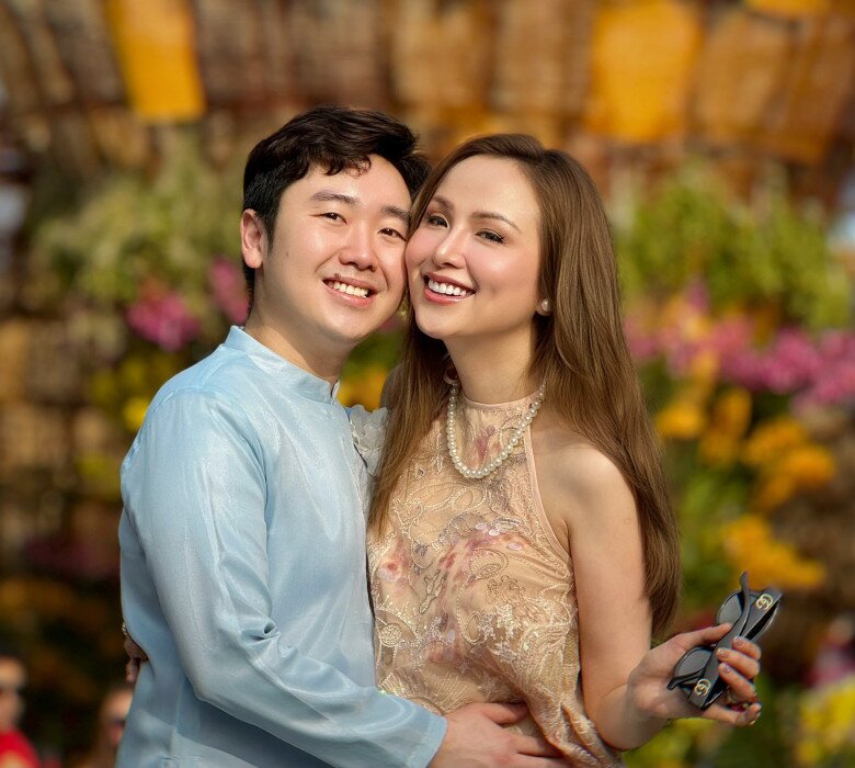 Vừa sinh con thứ 2 ở Canada, Diễm Hương đòi "bỏ chồng về nước", em bé được vài ngày tuổi lại đón "tin vui" 6 Chồng Diễm Hương cảm ơn vợ sau được lên chức bố.