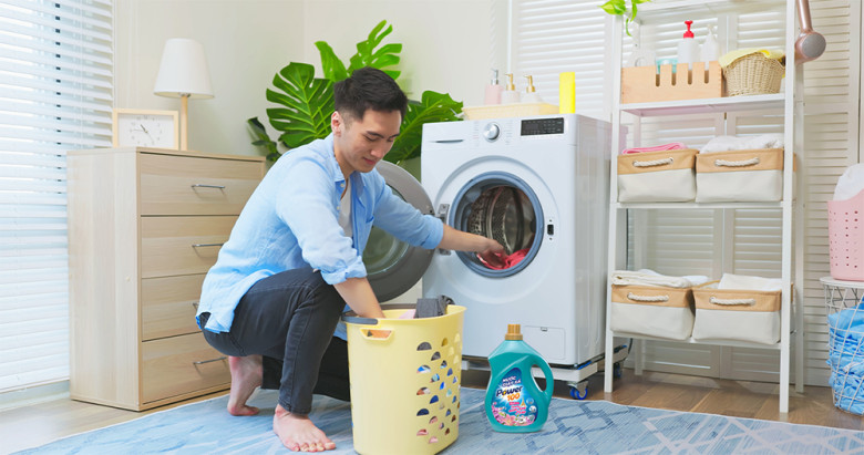 Có trong tay trọn bộ bí kíp từ Power100, các anh không chỉ tự tin “cân” việc nhà mà còn thắp lên ngọn lửa hạnh phúc ấm áp từ sự quan tâm, san sẻ.