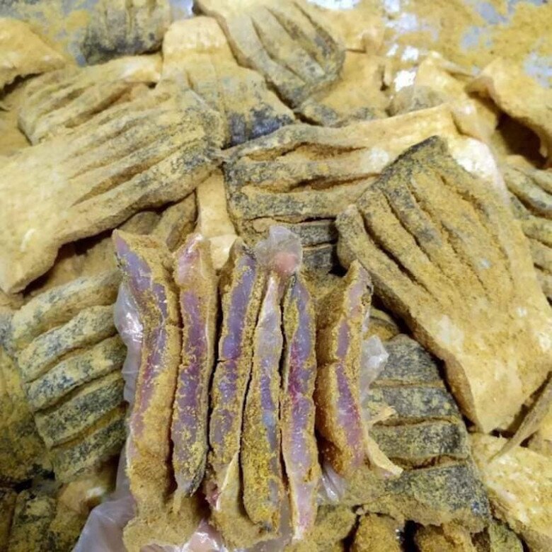 Món cá đem ủ thứ bột thơm phức thành đặc sản độc lạ ở Phú Thọ: Ăn một lần mê tới già, khách đóng thùng mua làm quà 2 Món cá đem ủ thứ bột thơm phức thành đặc sản độc lạ ở Phú Thọ: Ăn một lần mê tới già, khách đóng thùng mua làm quà - 2