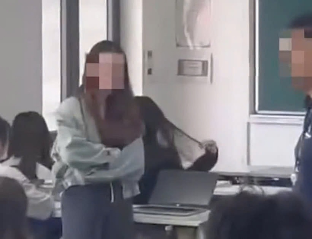 Sinh viên vừa ăn vừa học ở giảng đường, tranh cãi nên hay không? - 2