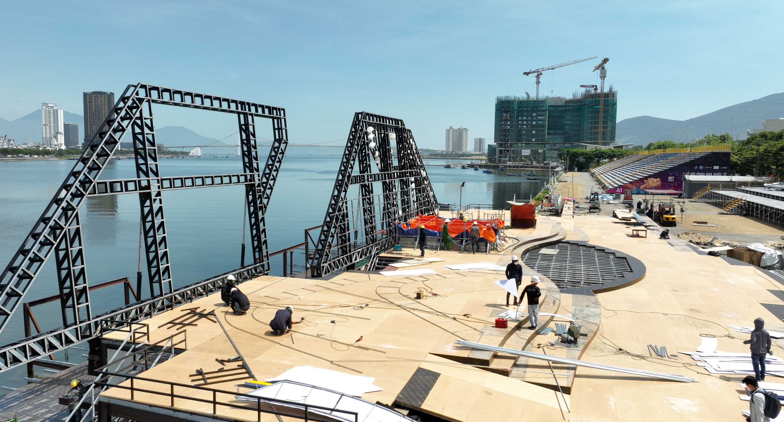 Lễ hội pháo hoa quốc tế Đà Nẵng: Sân khấu lớn, trải nghiệm mới- Ảnh 2. Lễ hội pháo hoa quốc tế Đà Nẵng: Sân khấu lớn, trải nghiệm mới- Ảnh 2.