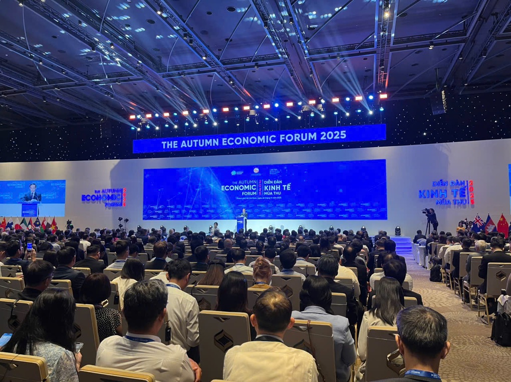 Thủ tướng: Chuyển đổi xanh và chuyển đổi số là yêu cầu cấp thiết - 2