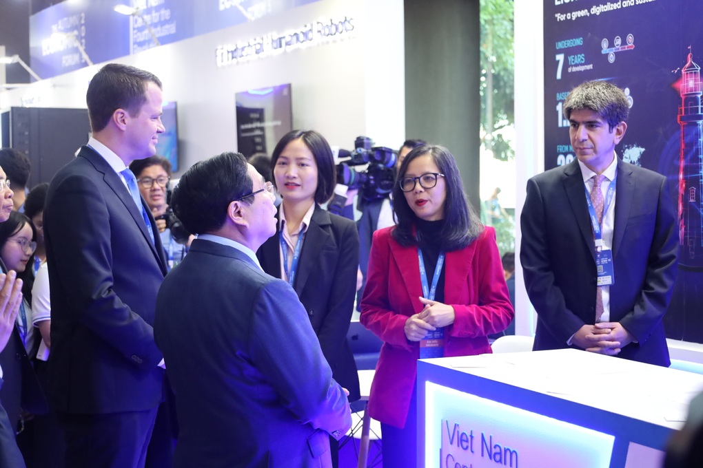 Thủ tướng: Chuyển đổi xanh và chuyển đổi số là yêu cầu cấp thiết - 3