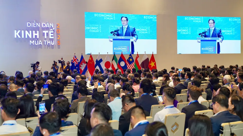 dien-dan-kinh-te-mua-thu-2025.jpg