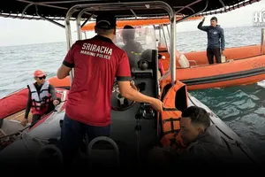 Chìm tàu du lịch Thái Lan, may mắn tất cả du khách đều được cứu sống