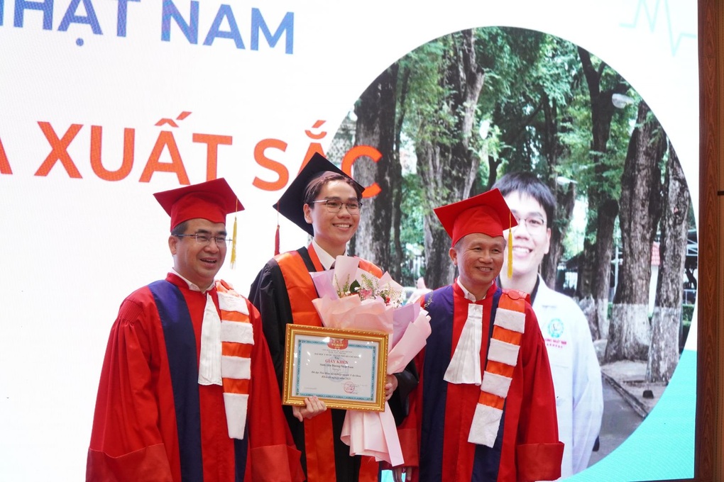 Lo ngại 15 điểm đỗ bác sĩ: Tỷ lệ tốt nghiệp giỏi, xuất sắc ngành y ra sao? - 2