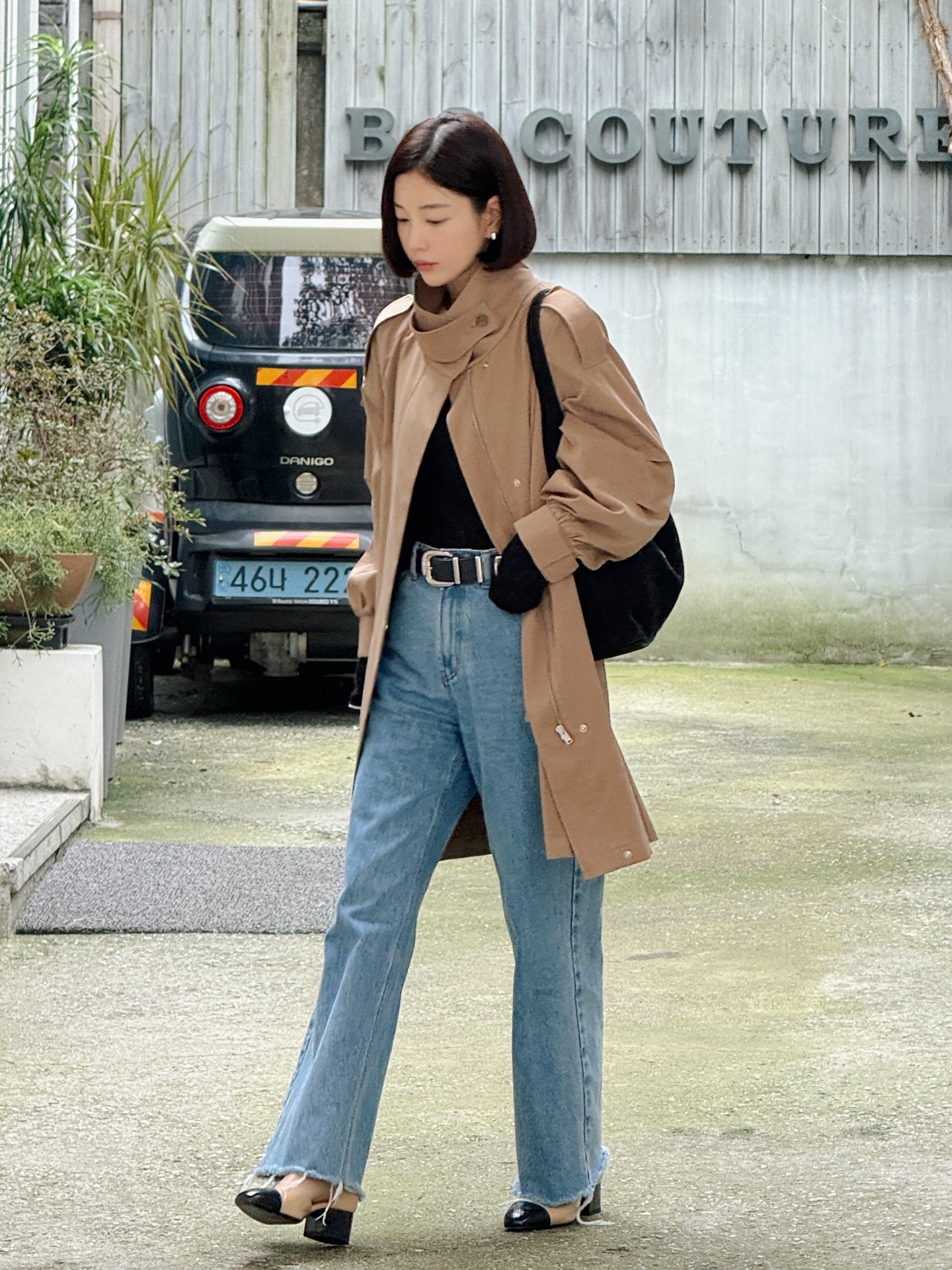 Fashionista 42 tuổi mê diện quần dài hơn váy vóc, gợi ý 10 set đồ siêu trẻ và sang cho mùa lạnh - Ảnh 3.