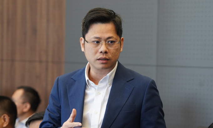 Ông Hoàng Anh Tú, Phó Vụ trưởng Khoa học kỹ thuật – Công nghệ, Bộ Khoa học và Công nghệ tại cuộc gặp Mạng lưới Đổi mới sáng tạo Việt Nam về phát triển các ngành công nghệ chiến lược, sáng 26/11. Ảnh: Lưu Quý