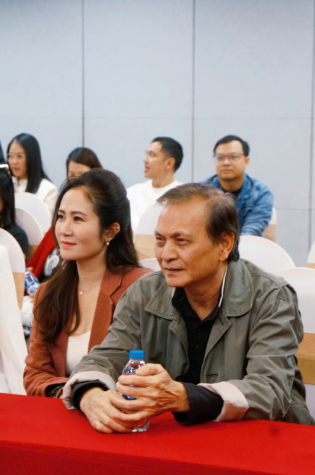 Nhà văn Tina Yuan đảm nhận vai diễn ấn tượng trong “Ngõ Nữ Quyền”- Ảnh 11.