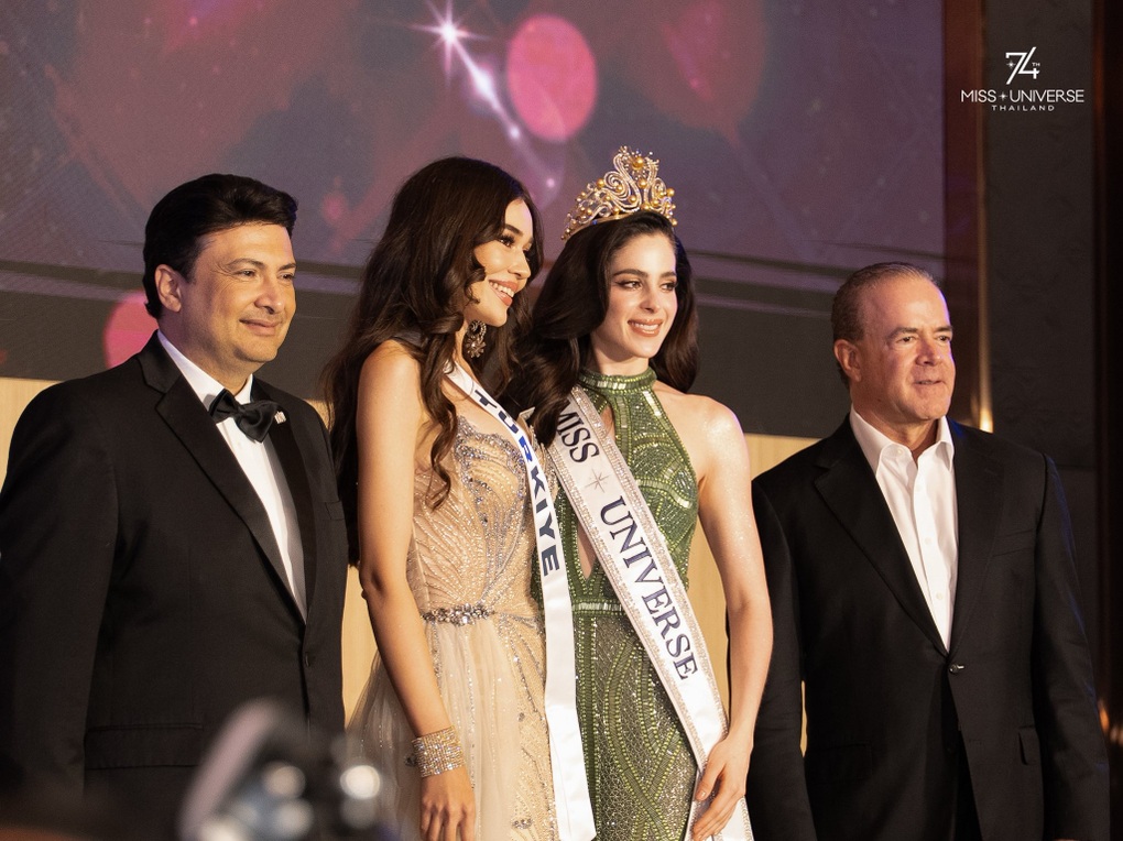 Nhiều thí sinh chỉ trích Tổ chức Hoa hậu Hoàn vũ - 4