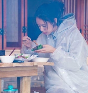 Mỹ nhân phim hot lột xác đẹp át cả Suzy: Đều nhờ cách giảm cân vẫn ăn đủ 3 bữa 1 ngày- Ảnh 7. Mỹ nhân phim hot lột xác đẹp át cả Suzy: Đều nhờ cách giảm cân vẫn ăn đủ 3 bữa 1 ngày- Ảnh 7.