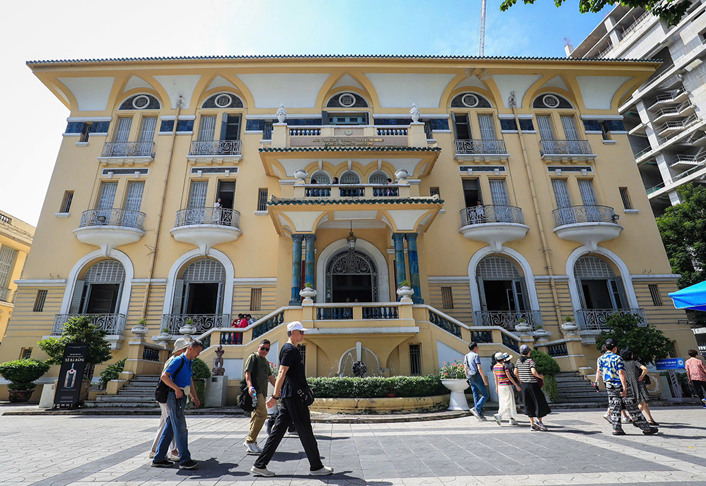 'Bật chế độ kiếm tiền' cho di sản TP.HCM- Ảnh 2.